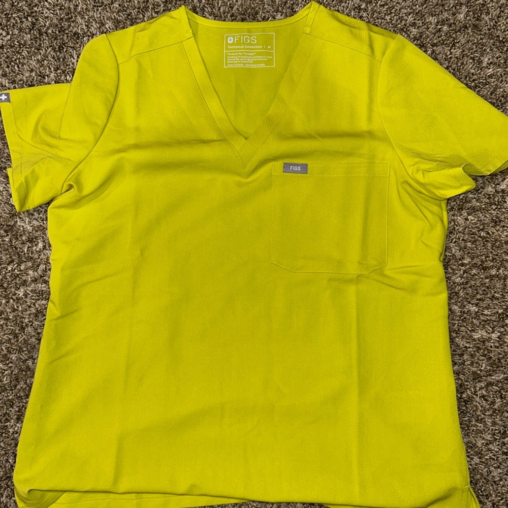 Figs Women's Scrub Set - Yellow